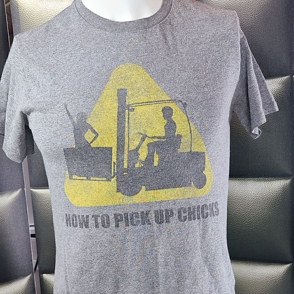 Gray tshirt  